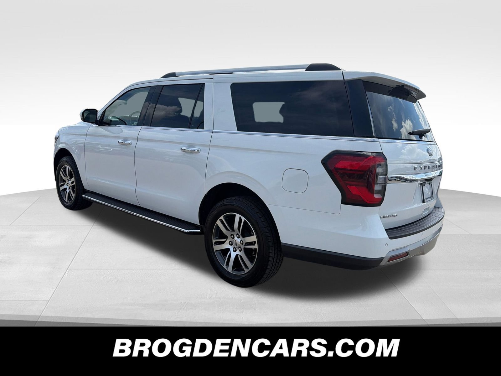 Used 2022 Ford Expedition Max Limited AWD/4WD image 6