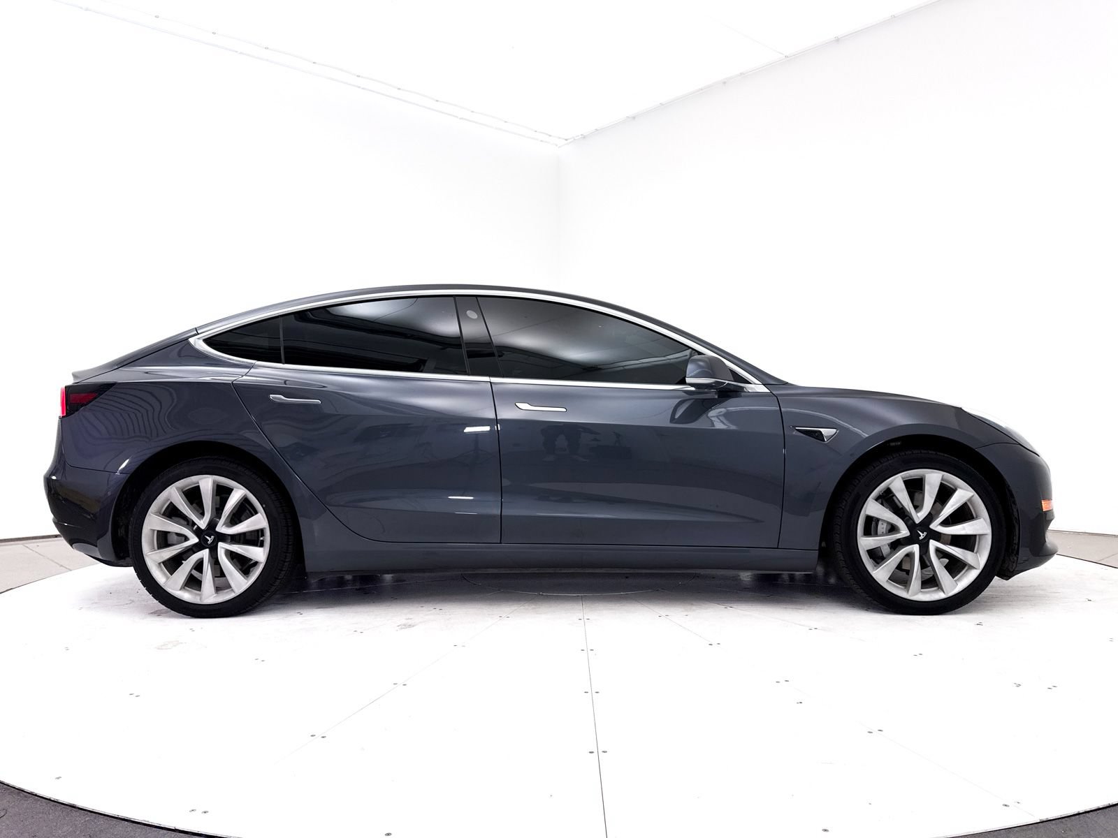 Used 2019 Tesla Model 3 Standard Range Plus RWD image 40