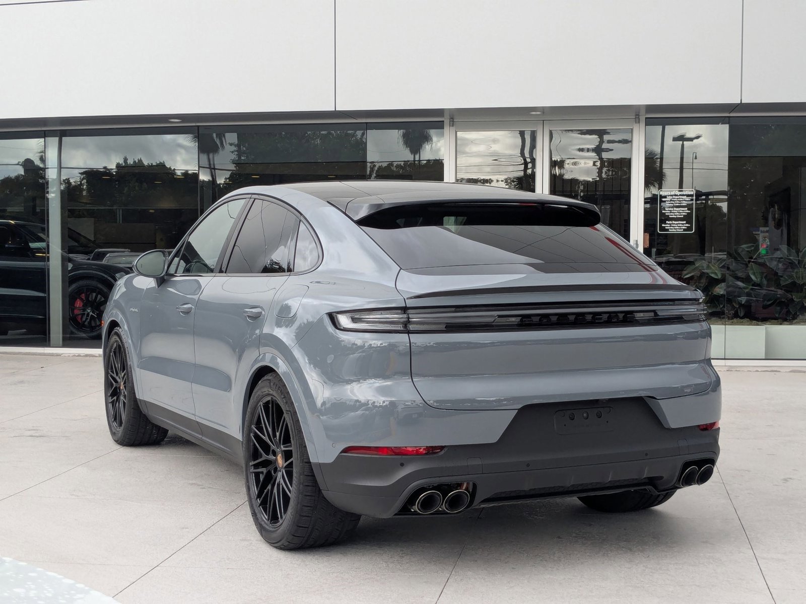 New 2026 Porsche Cayenne S image 3