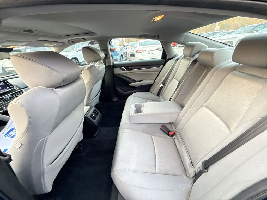 Used 2019 Honda Accord EX image 24