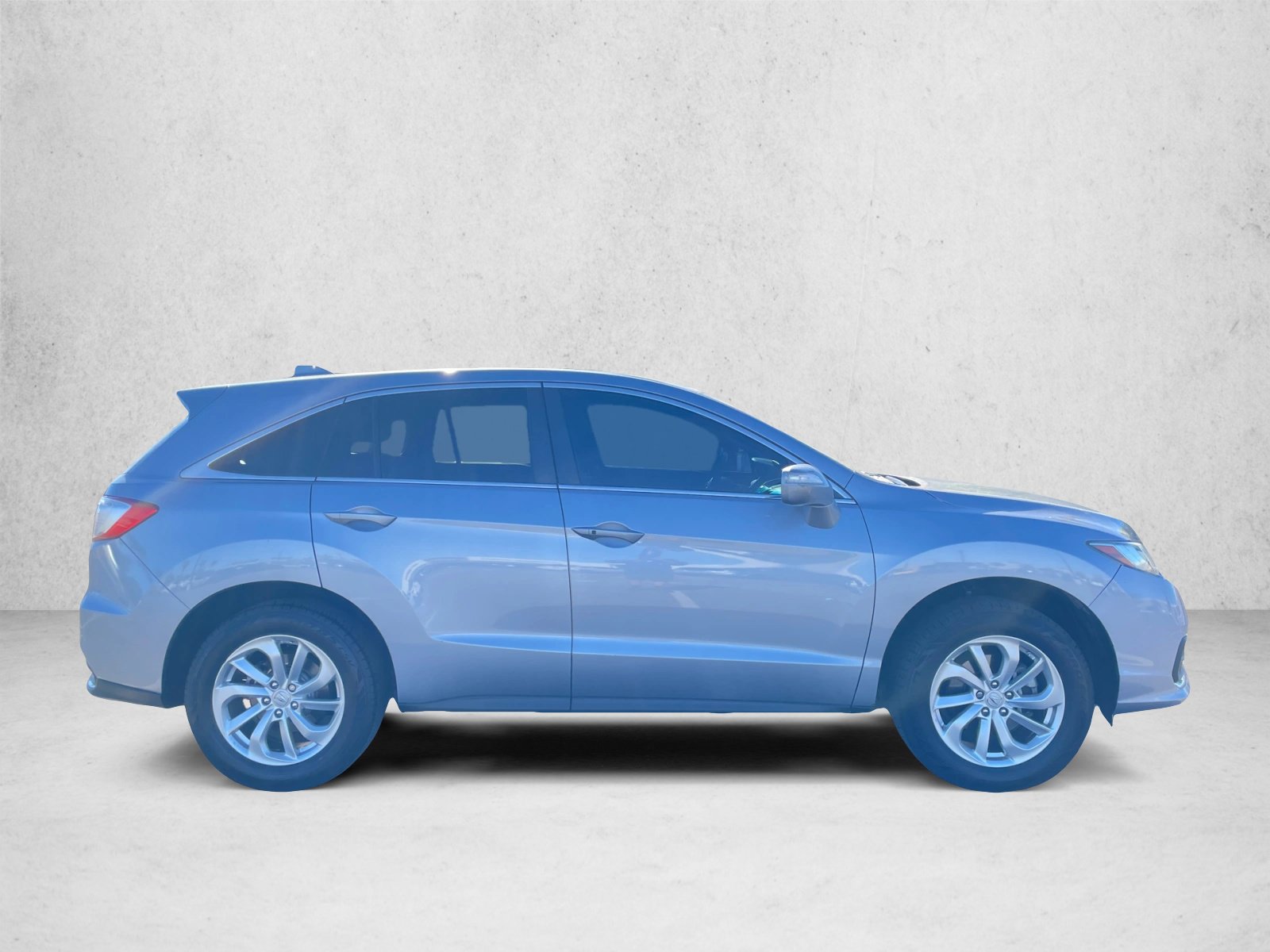 Used 2016 Acura RDX w/ Tech & AcuraWatch Plus Pack FWD image 4