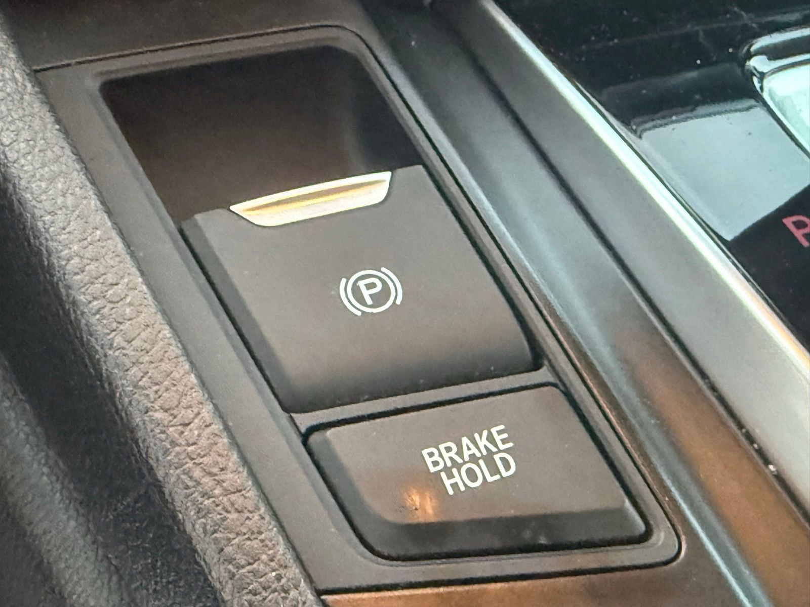 Used 2018 Honda CR-V EX-L image 25