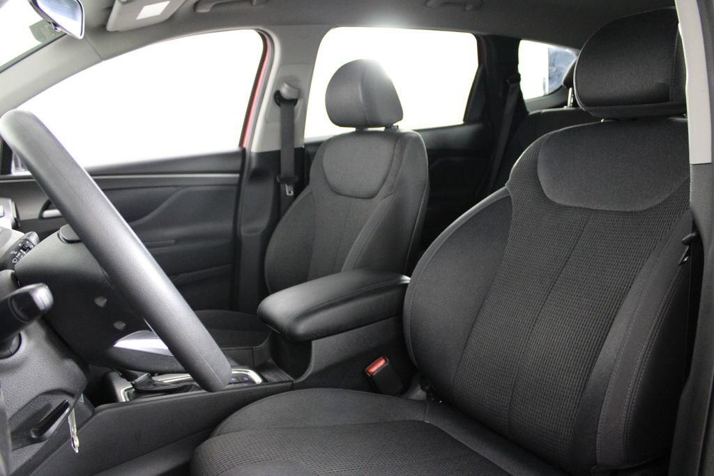 Used 2020 Hyundai Santa Fe SE FWD image 17