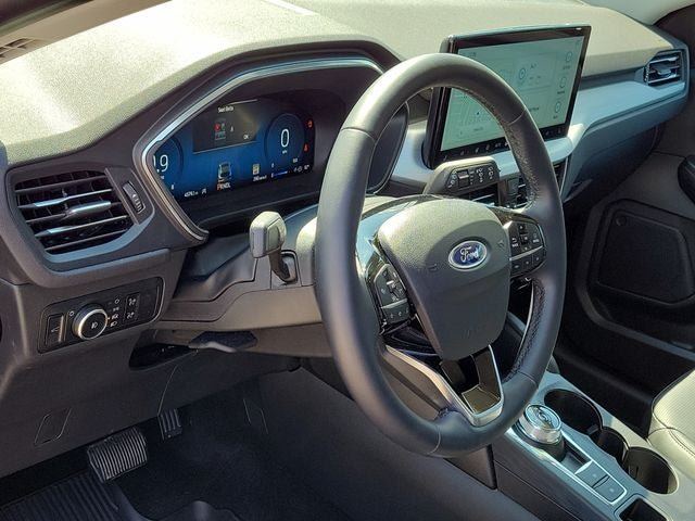 Used 2025 Ford Escape Platinum AWD/4WD image 7
