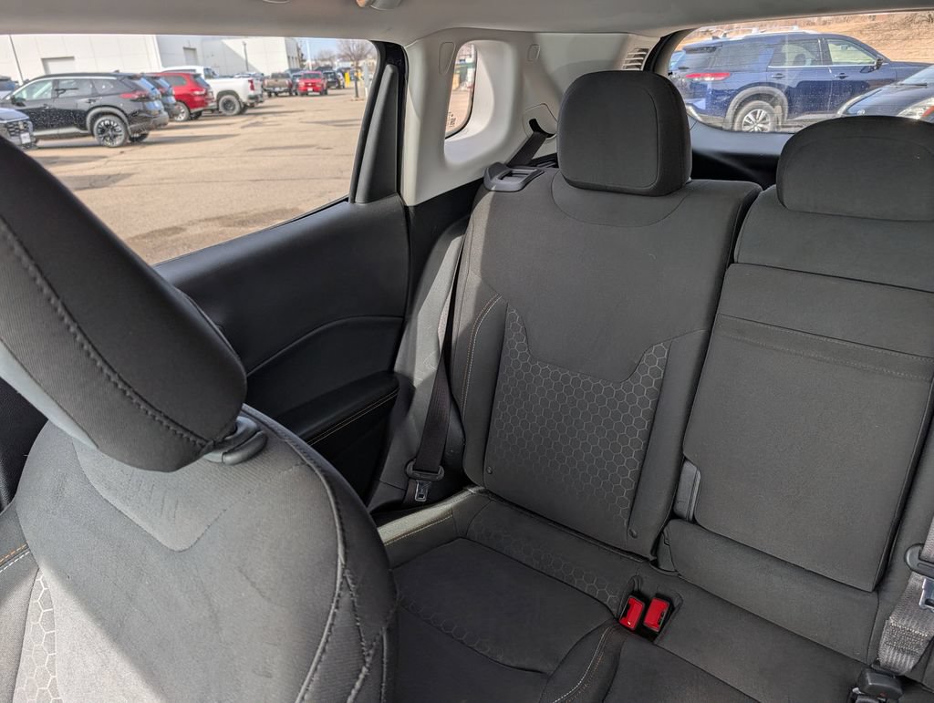 Used 2018 Jeep Compass Sport w/ Cold Weather Group AWD/4WD image 12