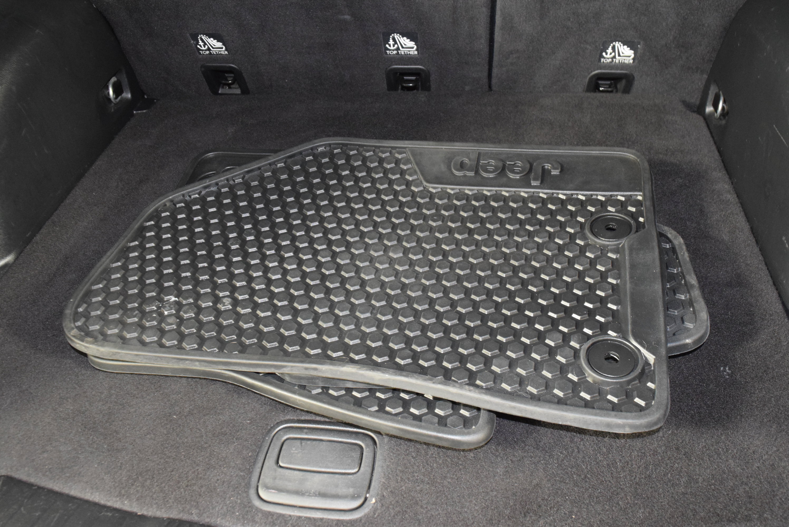 Used 2018 Jeep Compass Trailhawk w/ Navigation Group image 48