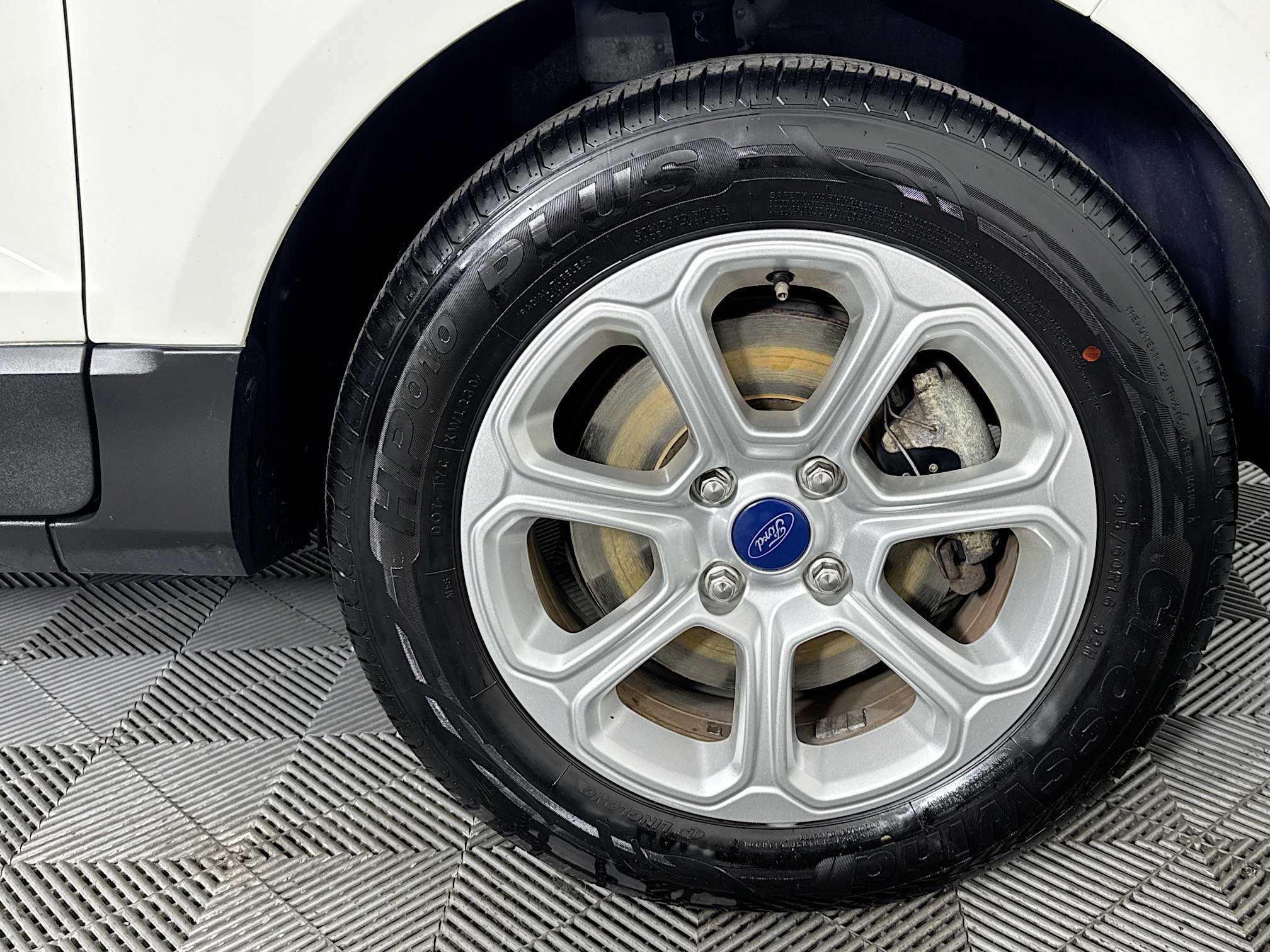 Used 2020 Ford EcoSport SE w/ Interior Protection Package image 48