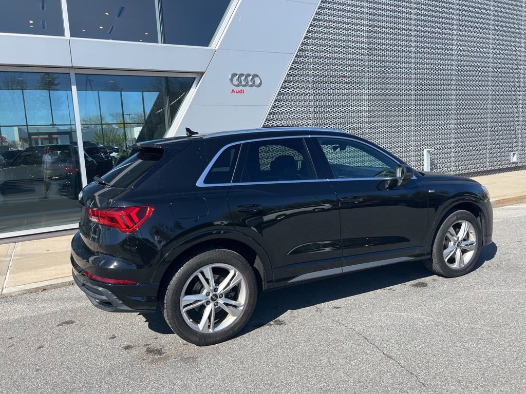 Used 2023 Audi Q3 2.0T Premium w/ Convenience Package image 21