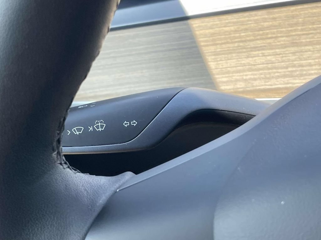Used 2021 Tesla Model Y Performance AWD/4WD image 36