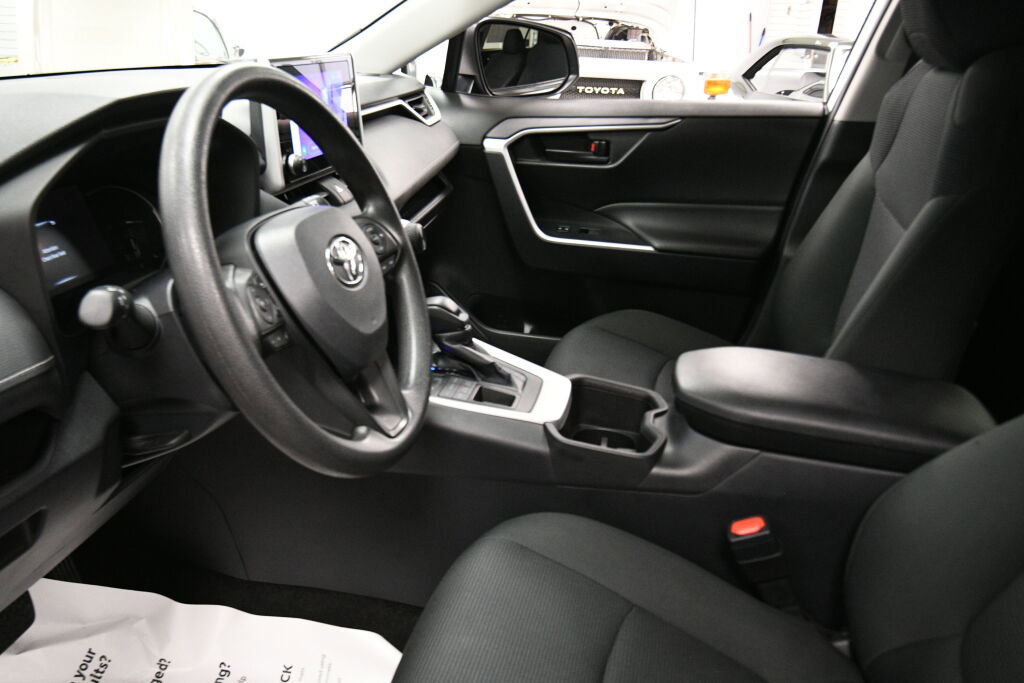Certified 2024 Toyota RAV4 LE image 18