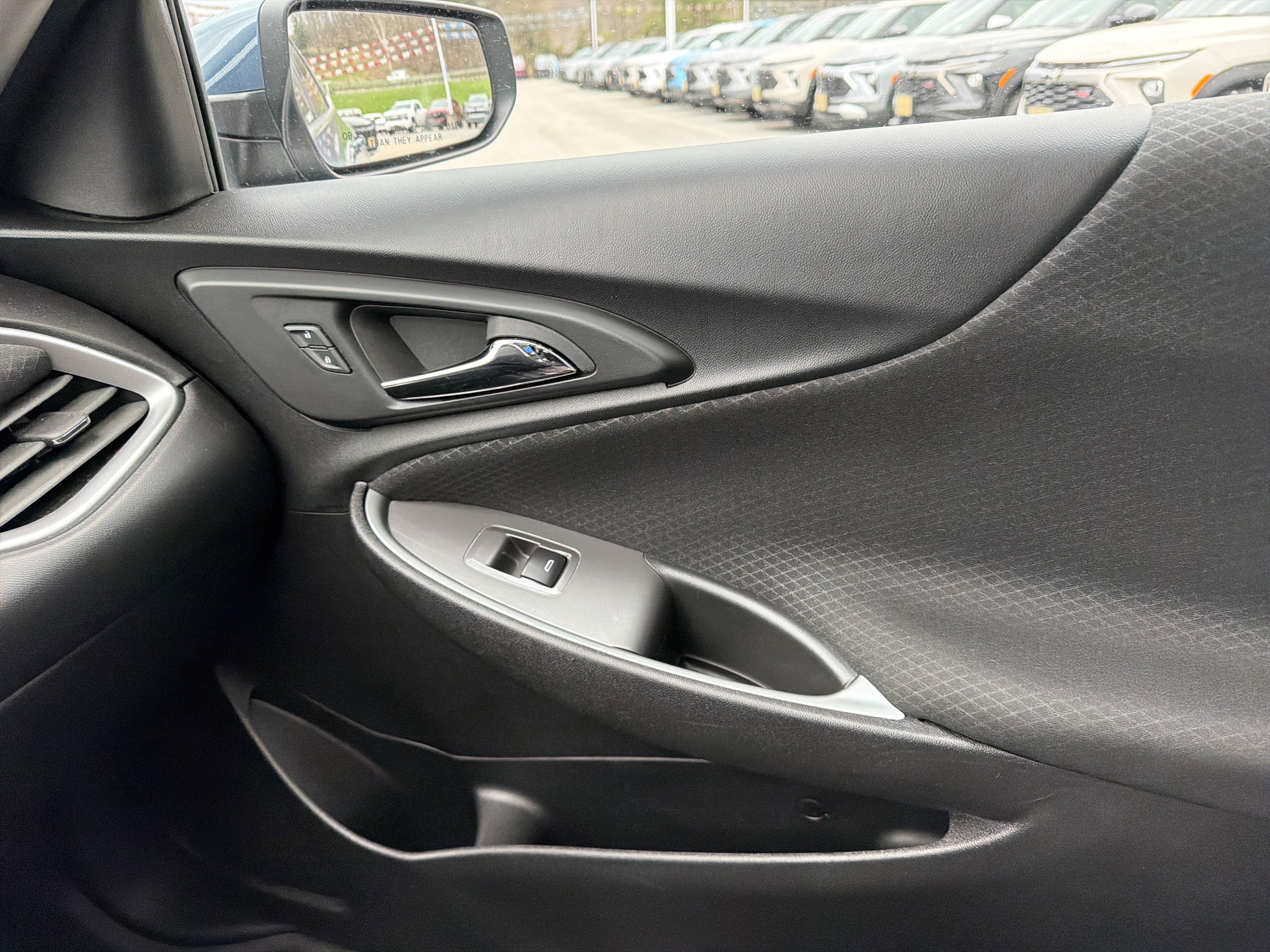 Used 2024 Chevrolet Malibu RS FWD image 25
