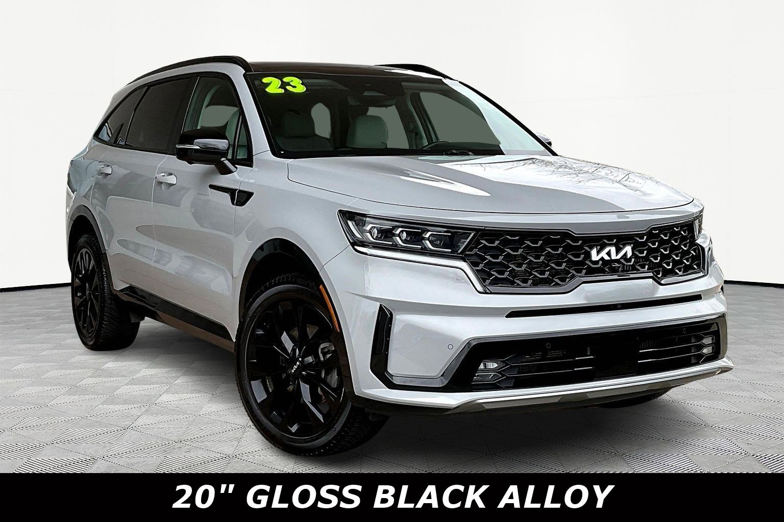 Used 2023 Kia Sorento SX image 3