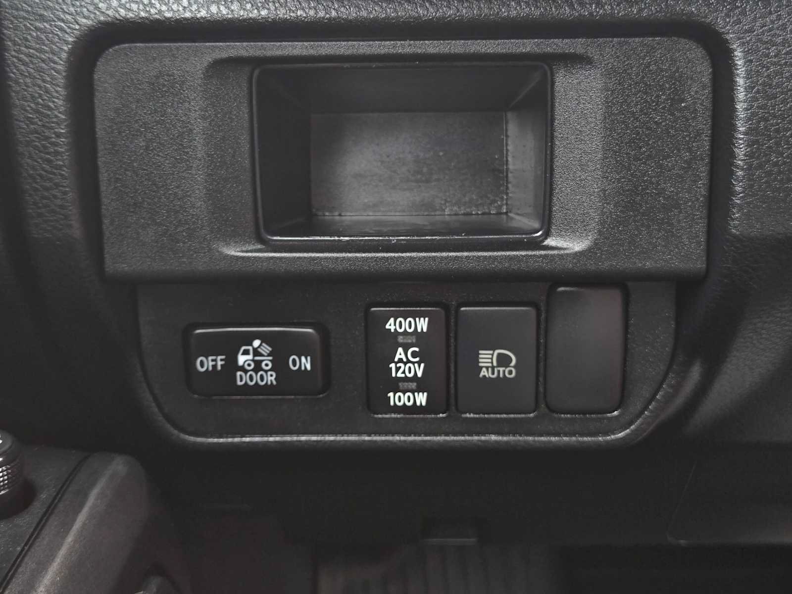 Used 2019 Toyota Tacoma TRD Off-Road AWD/4WD image 34