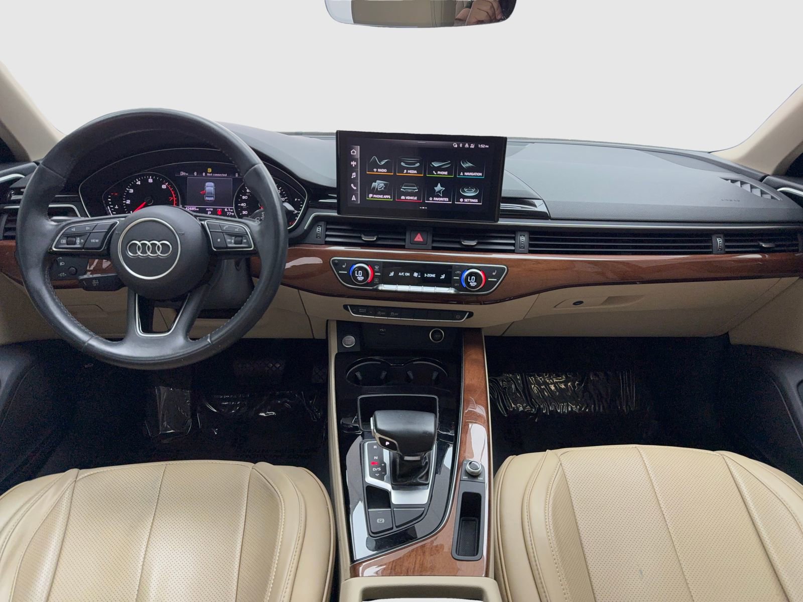 Used 2020 Audi A4 2.0T Premium w/ Convenience Package image 22