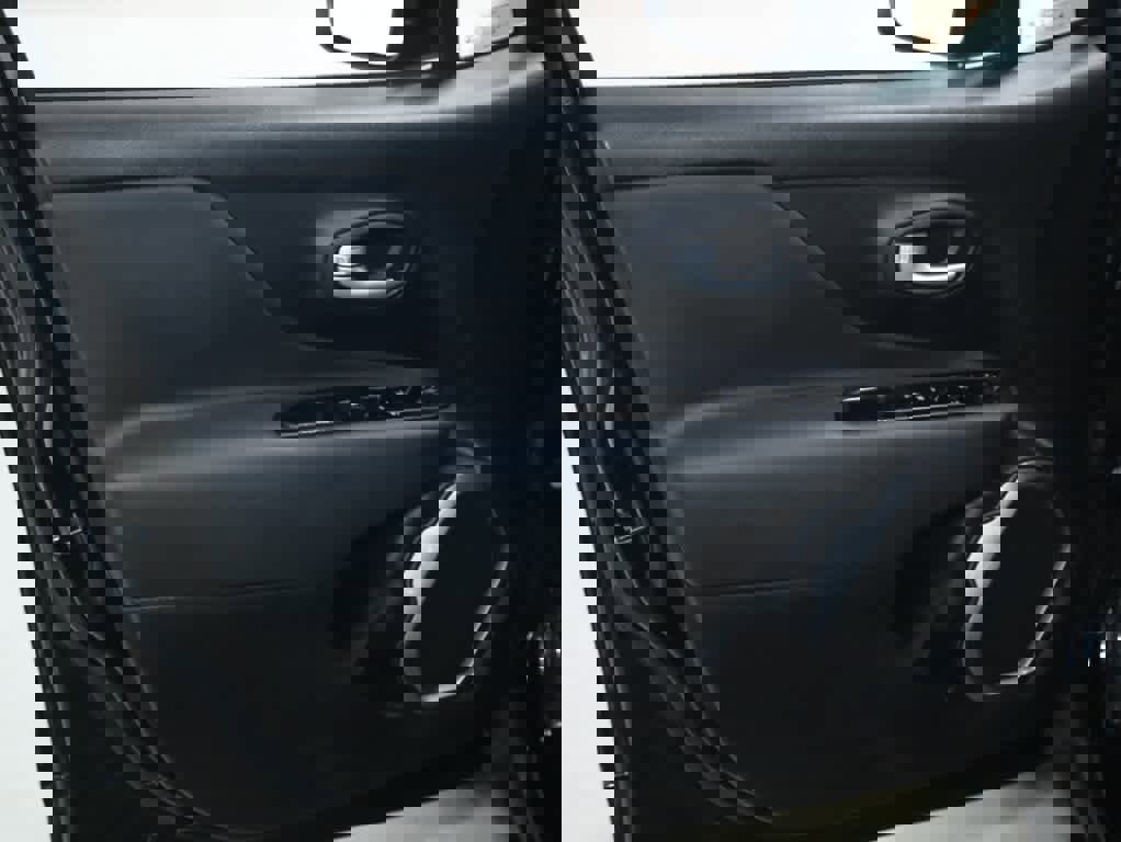 Used 2023 Jeep Renegade Limited image 13