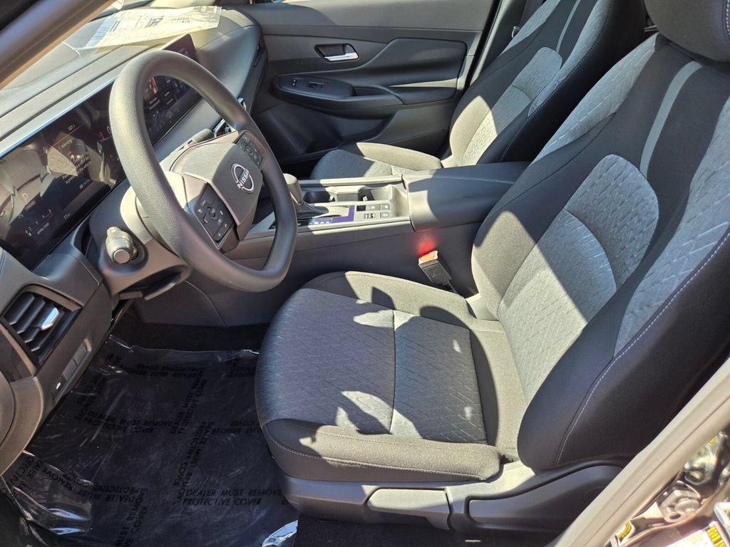 New 2026 Nissan Sentra SV w/ SV Convenience Package FWD image 13