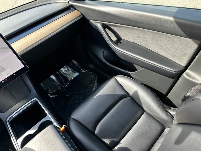 Used 2022 Tesla Model Y Performance image 22