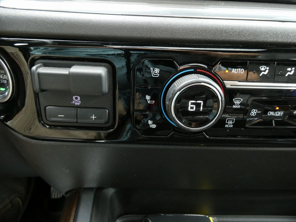 Certified 2024 Chevrolet Silverado 2500 High Country w/ Technology Package image 27