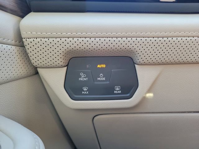 Used 2024 Volkswagen Atlas SEL image 30