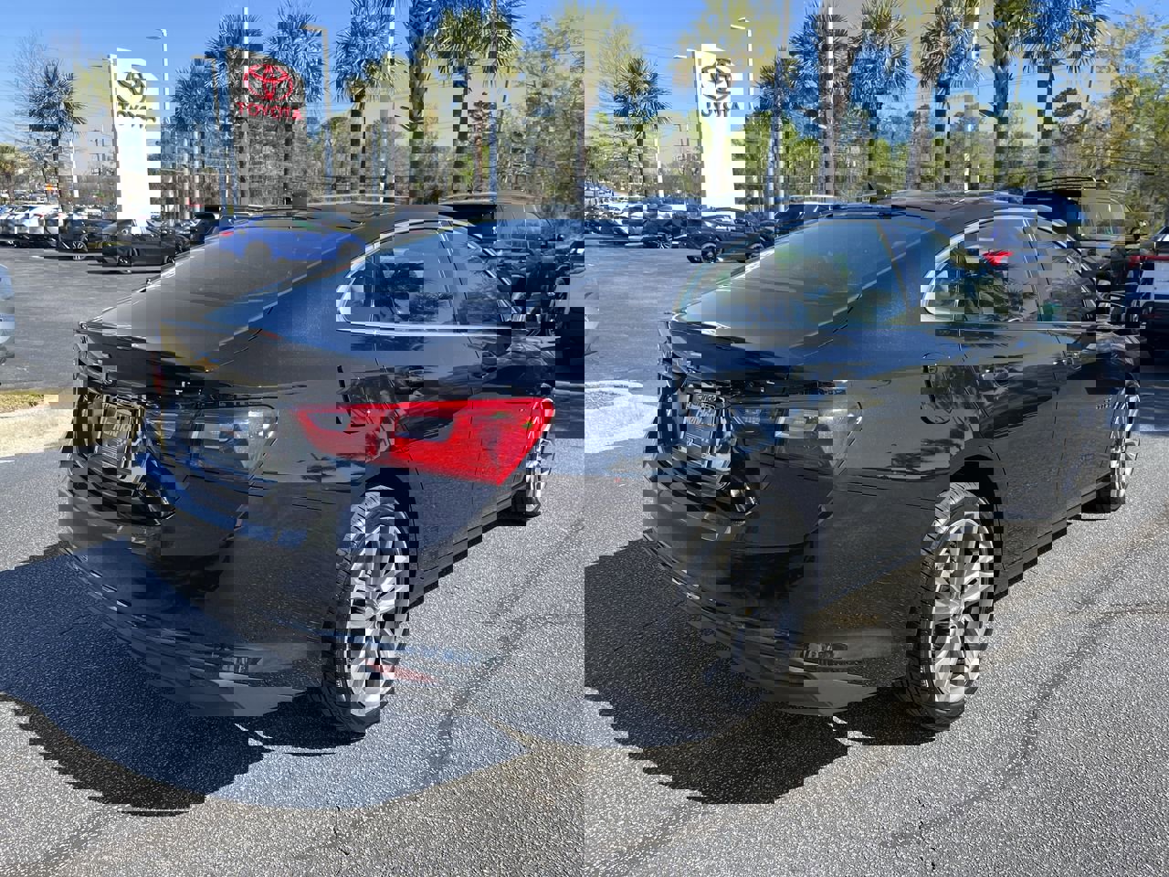 Used 2023 Chevrolet Malibu LT image 10