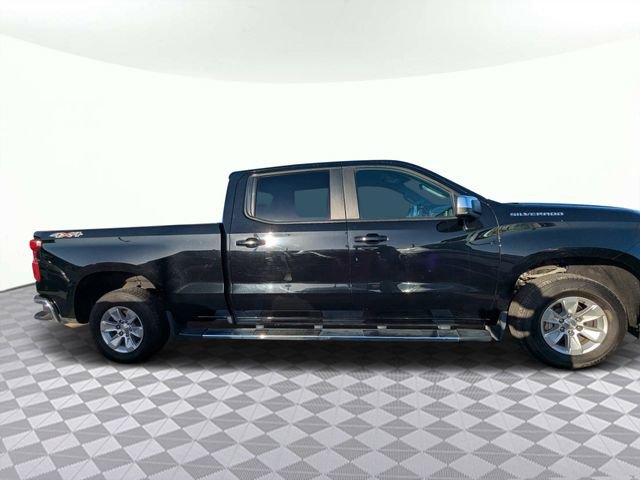 Used 2024 Chevrolet Silverado 1500 LT w/ Protection Package image 2