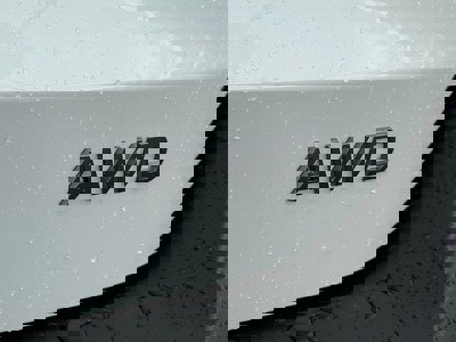 New 2025 Nissan Kicks SV image 14