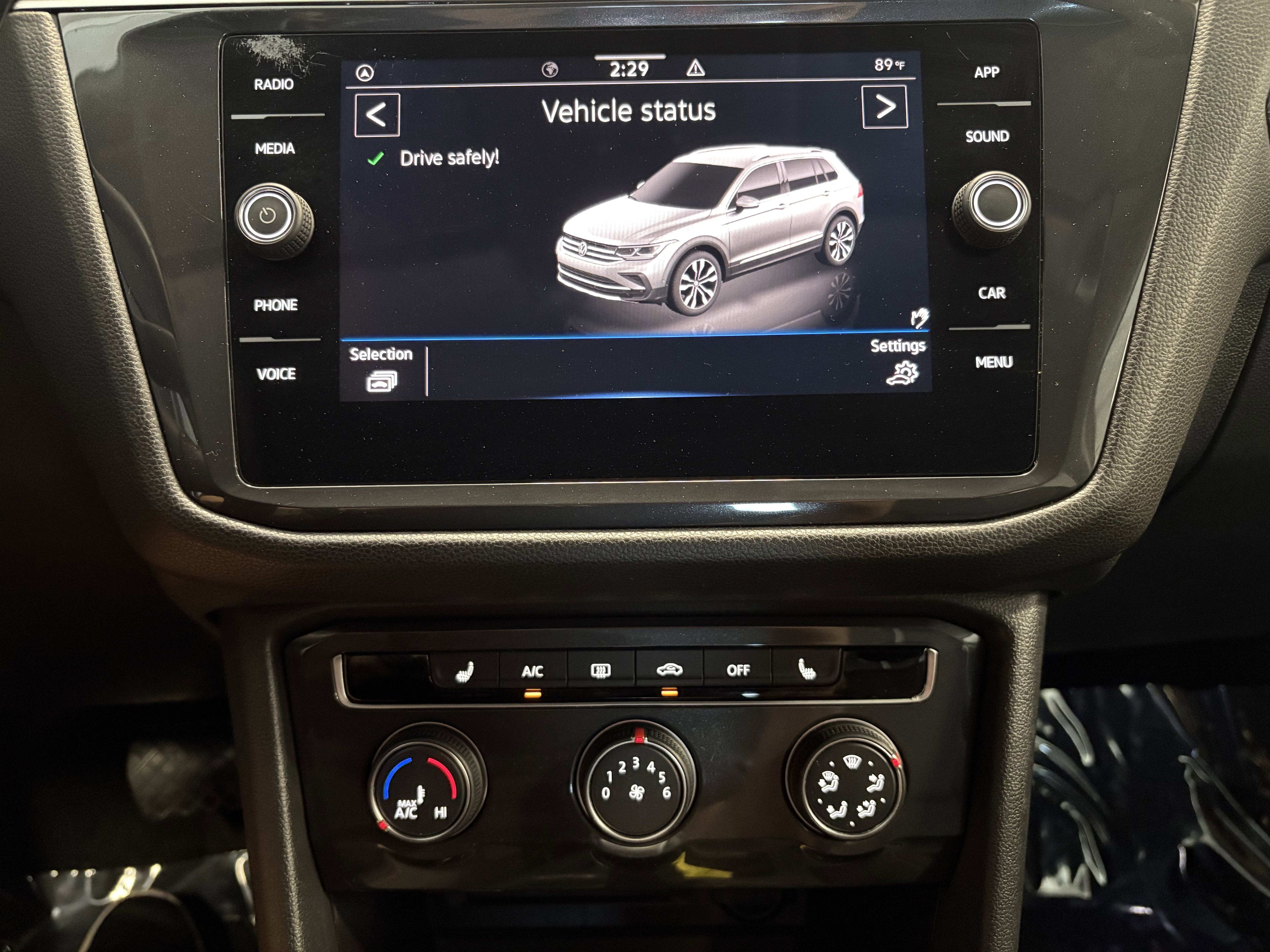Used 2024 Volkswagen Tiguan Wolfsburg Edition FWD image 14