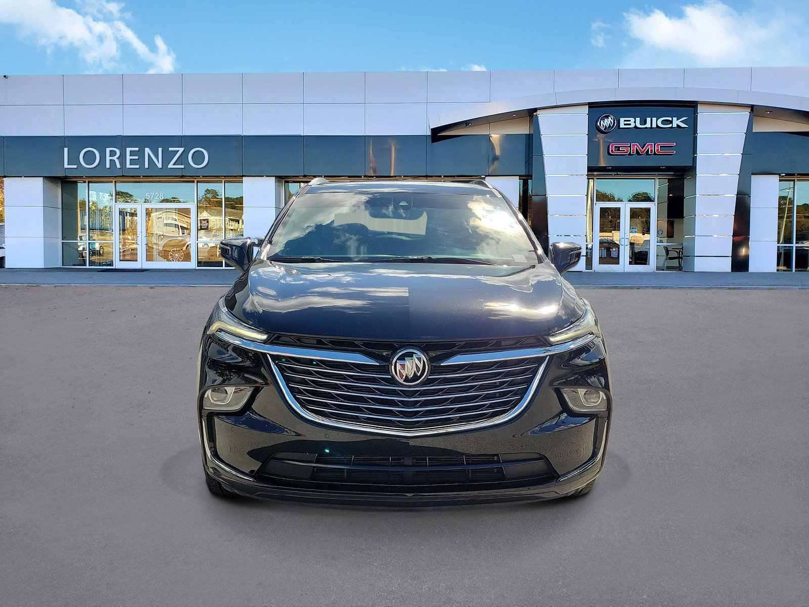 Used 2022 Buick Enclave Essence FWD image 2