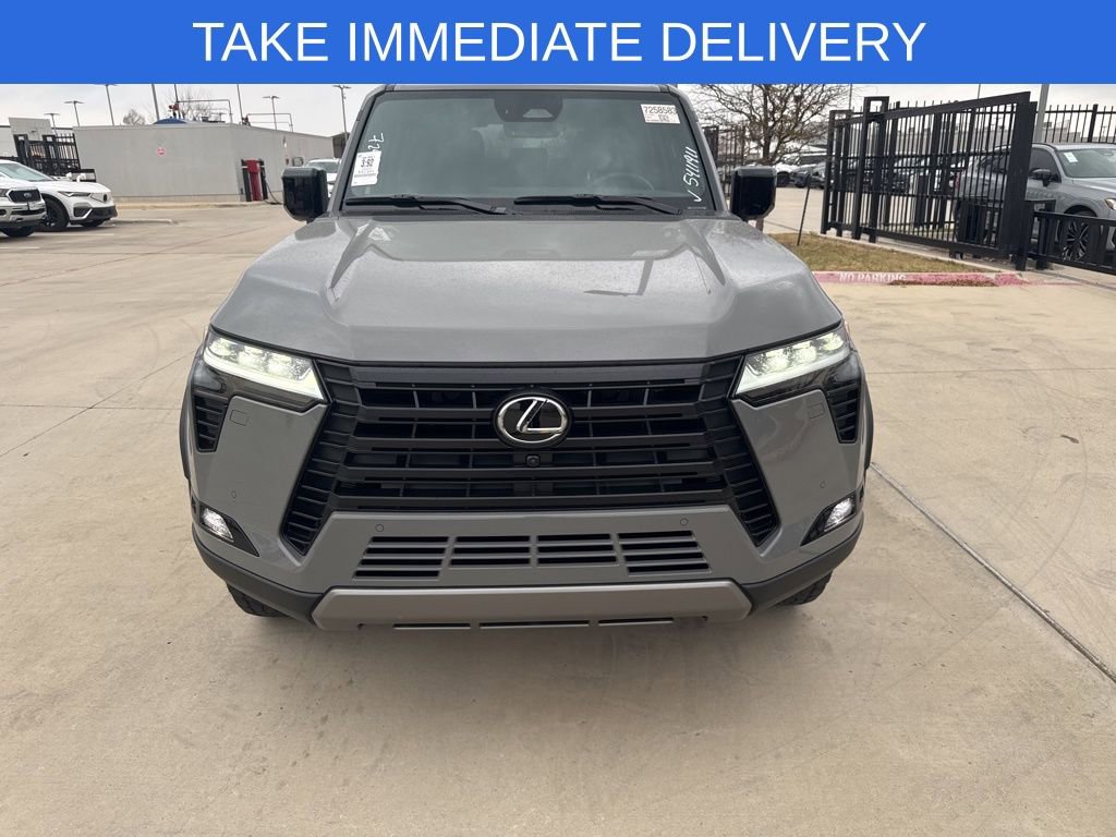 Used 2025 Lexus GX 550 image 16