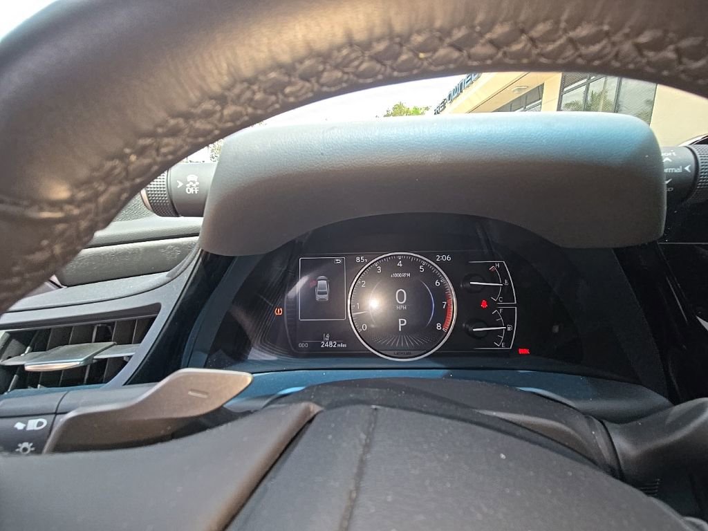 Certified 2024 Lexus ES 350 w/ Premium Package image 18