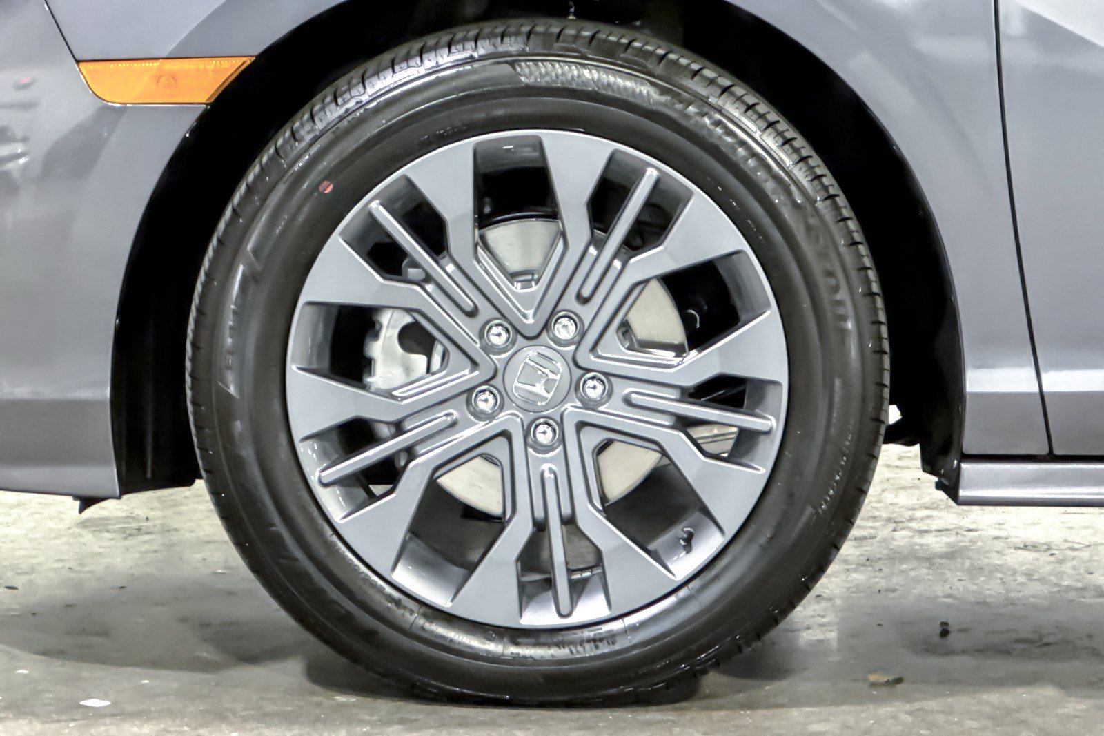 New 2026 Honda Odyssey Touring image 12