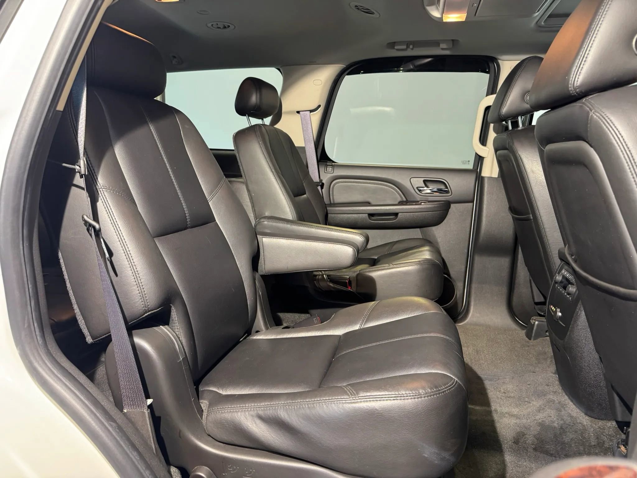 Used 2008 GMC Yukon Denali AWD/4WD image 29