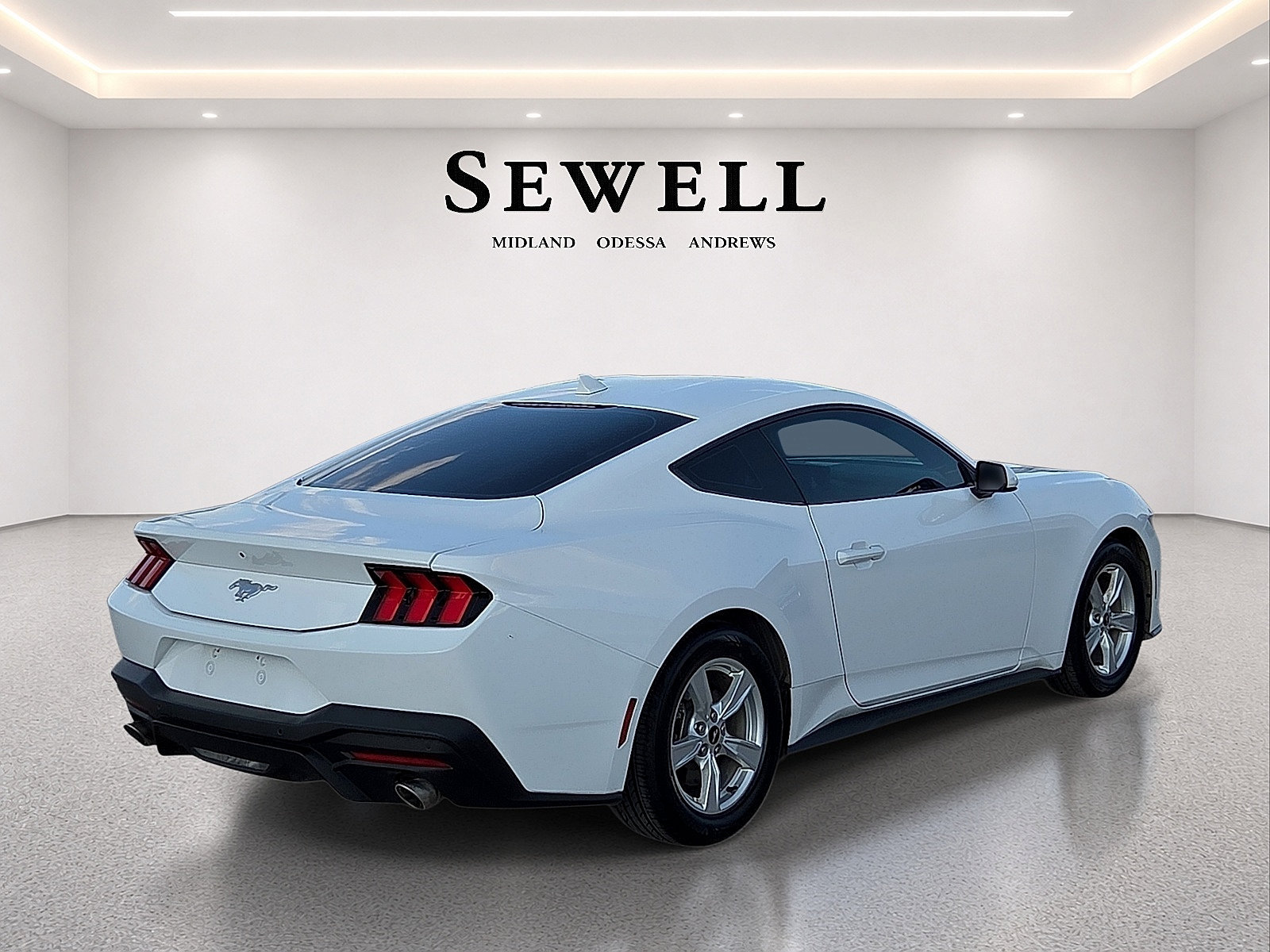 Certified 2024 Ford Mustang Coupe RWD image 4