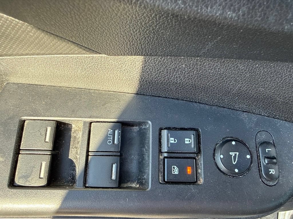 Used 2016 Honda CR-V LX image 15