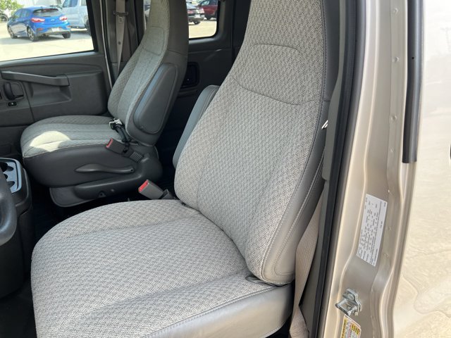Certified 2024 Chevrolet Express 2500 Extended RWD image 20