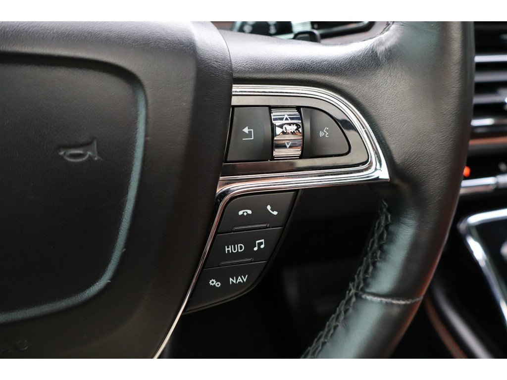Used 2019 Lincoln Navigator Reserve image 42