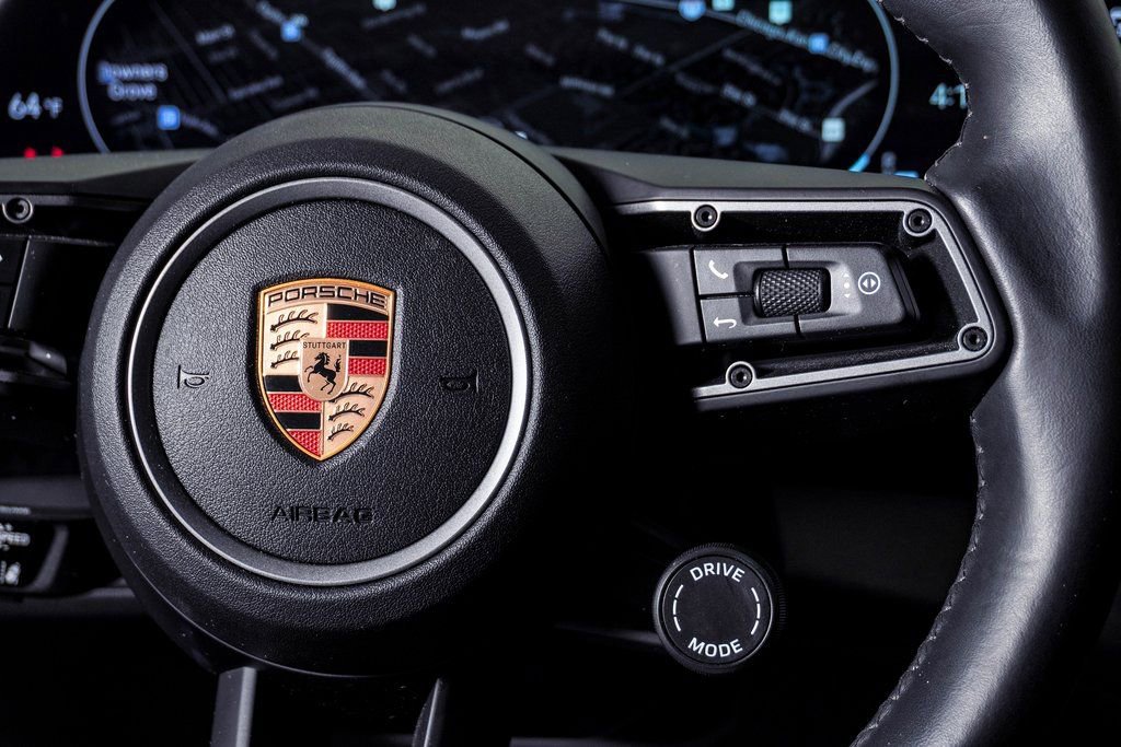 Certified 2025 Porsche Taycan image 19