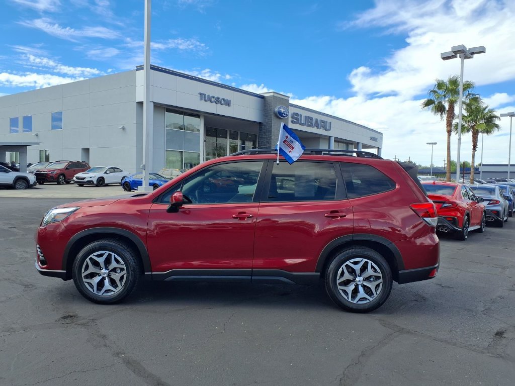 Used 2024 Subaru Forester Premium AWD/4WD image 13