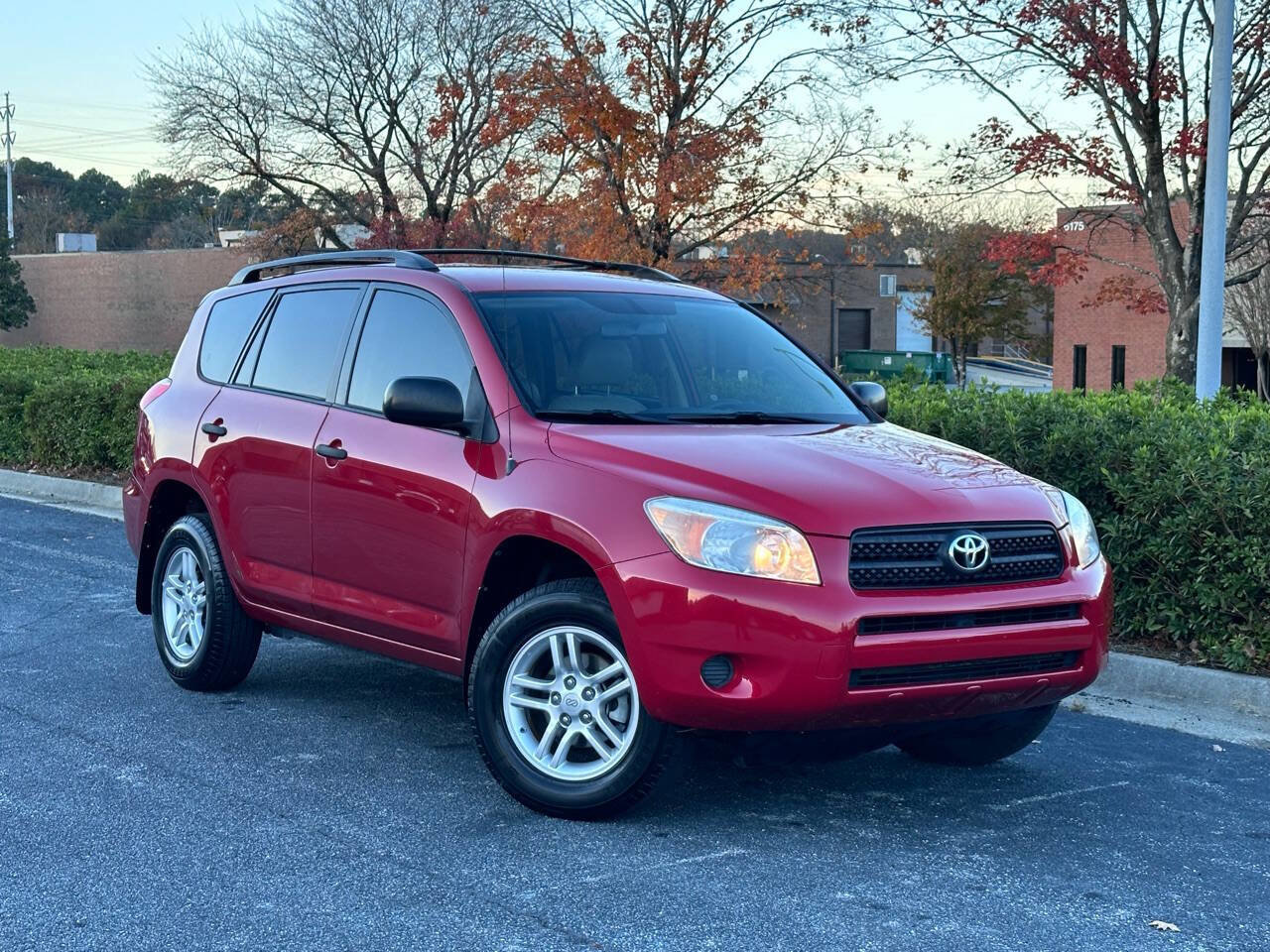 Used 2008 Toyota RAV4 2WD image 2