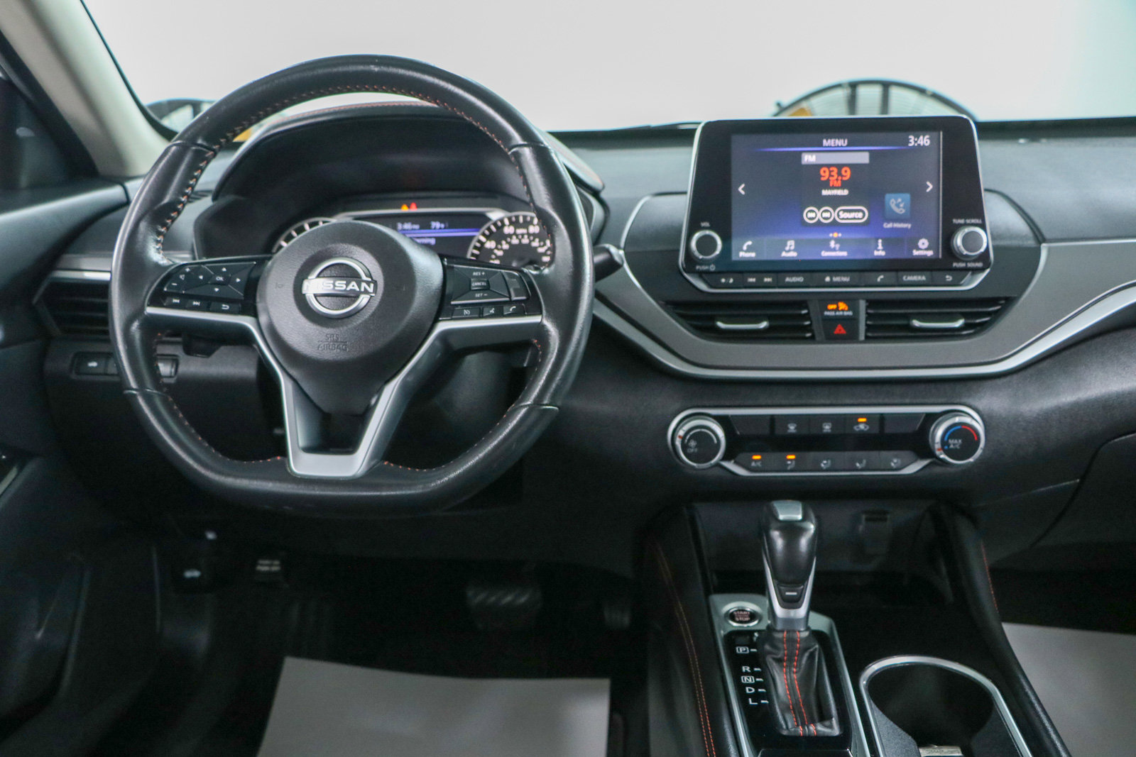 Used 2024 Nissan Altima 2.5 SR image 17