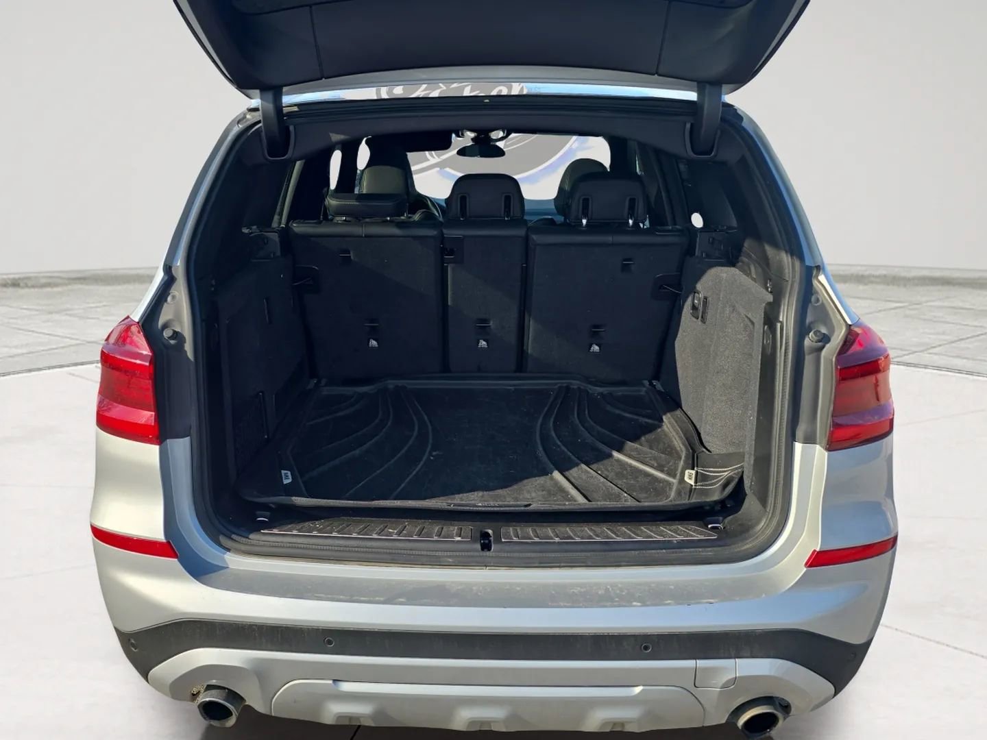 Used 2018 BMW X3 xDrive30i w/ Premium Package image 16