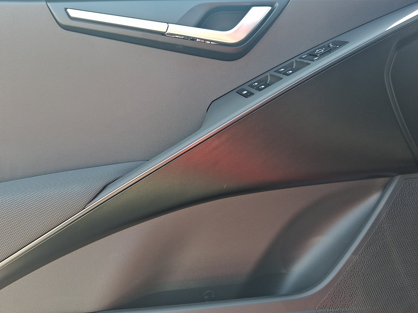 New 2026 Kia Niro LX FWD image 8