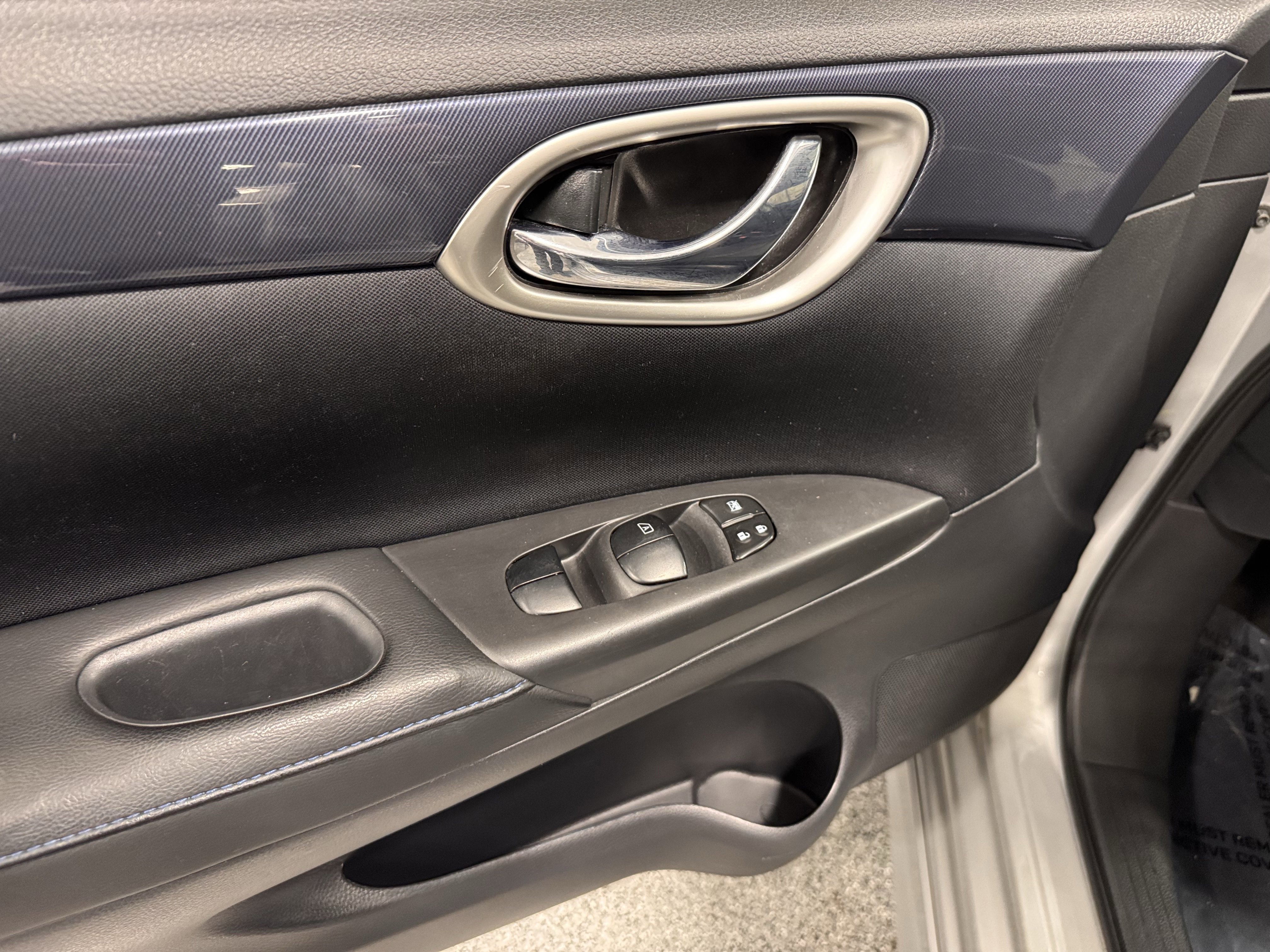 Used 2018 Nissan Sentra SR w/ Protection Package image 22