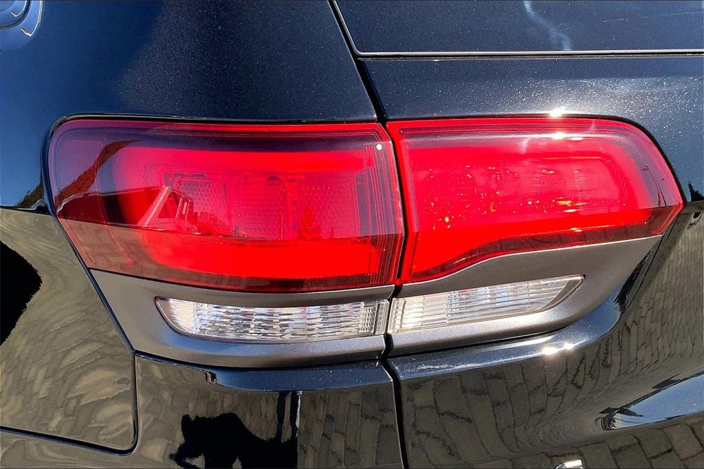 Used 2020 Jeep Grand Cherokee Limited X image 22