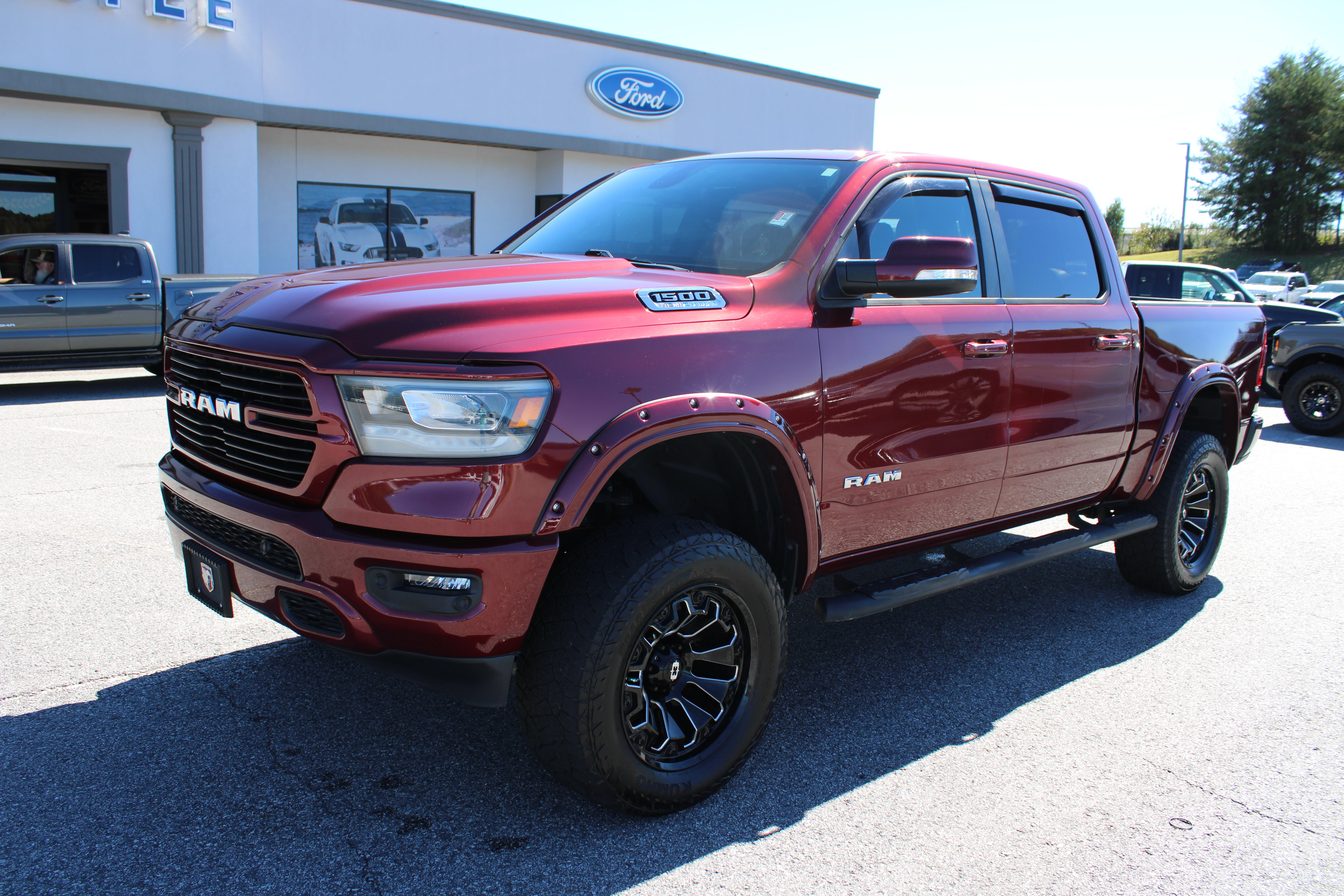 Used 2021 RAM 1500 Big Horn AWD/4WD image 2