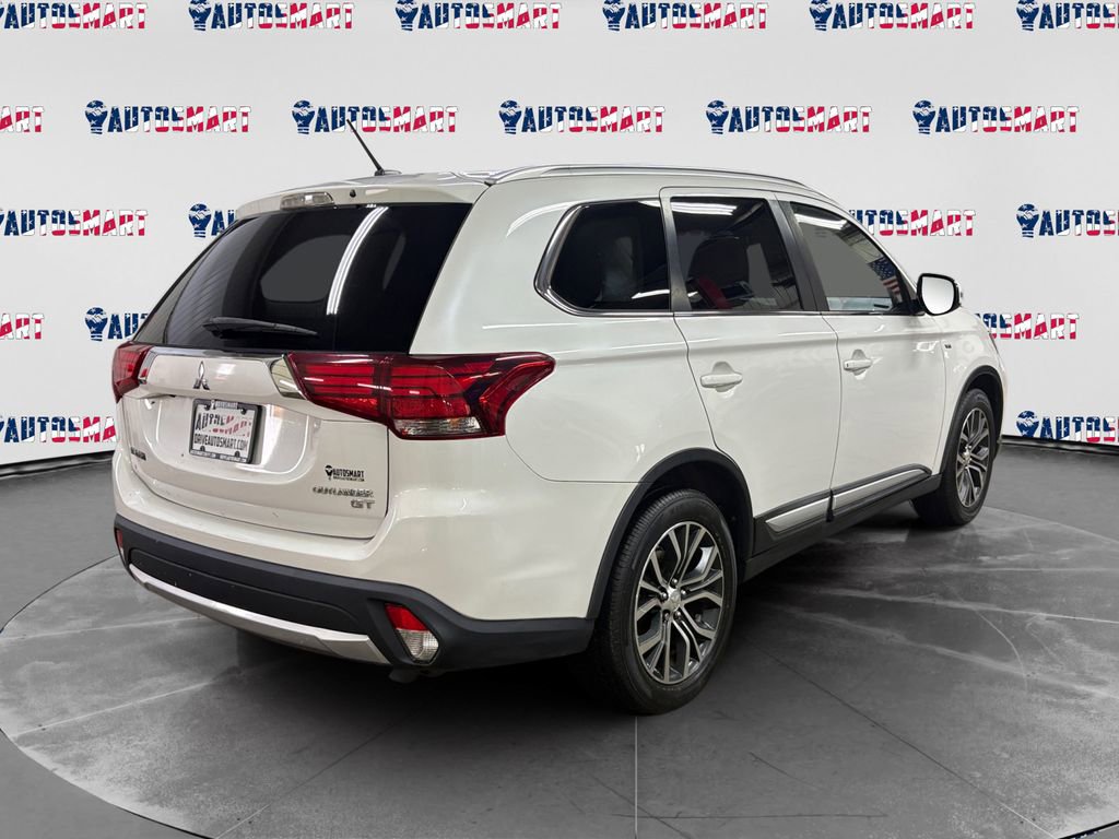 Used 2016 Mitsubishi Outlander GT image 5