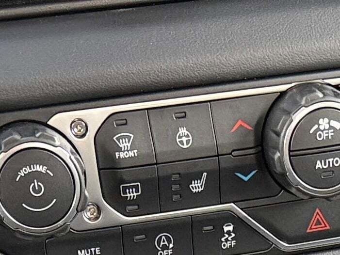 New 2026 Jeep Gladiator Sport image 33