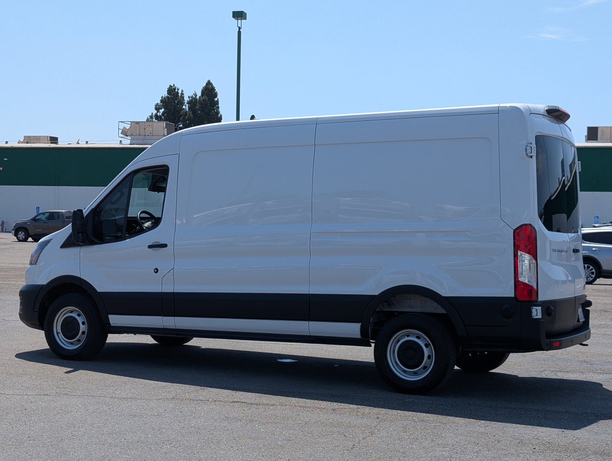 Used 2024 Ford Transit 250 148 Medium Roof w/ Load Area Protection Package image 5