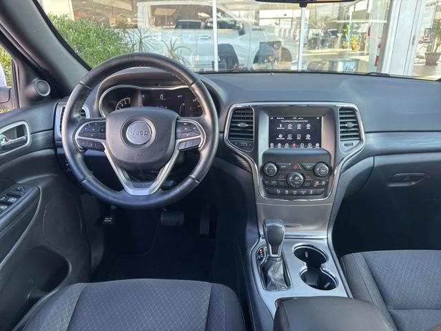 Used 2020 Jeep Grand Cherokee Laredo image 19