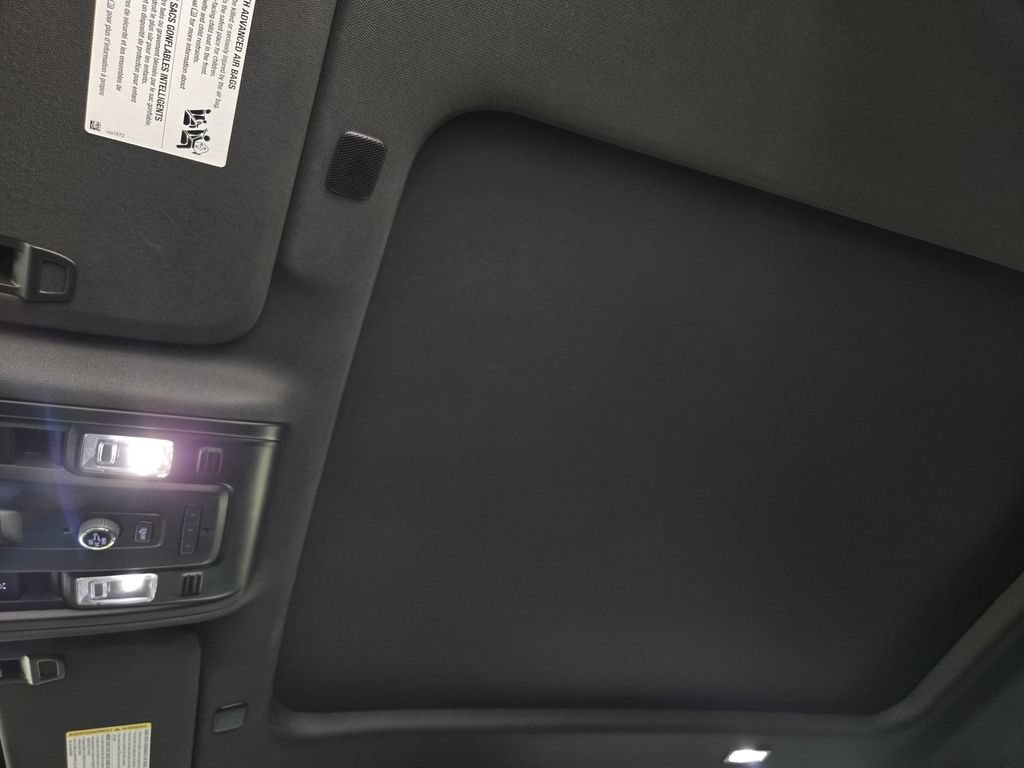 Used 2021 Chevrolet Tahoe Z71 AWD/4WD image 28